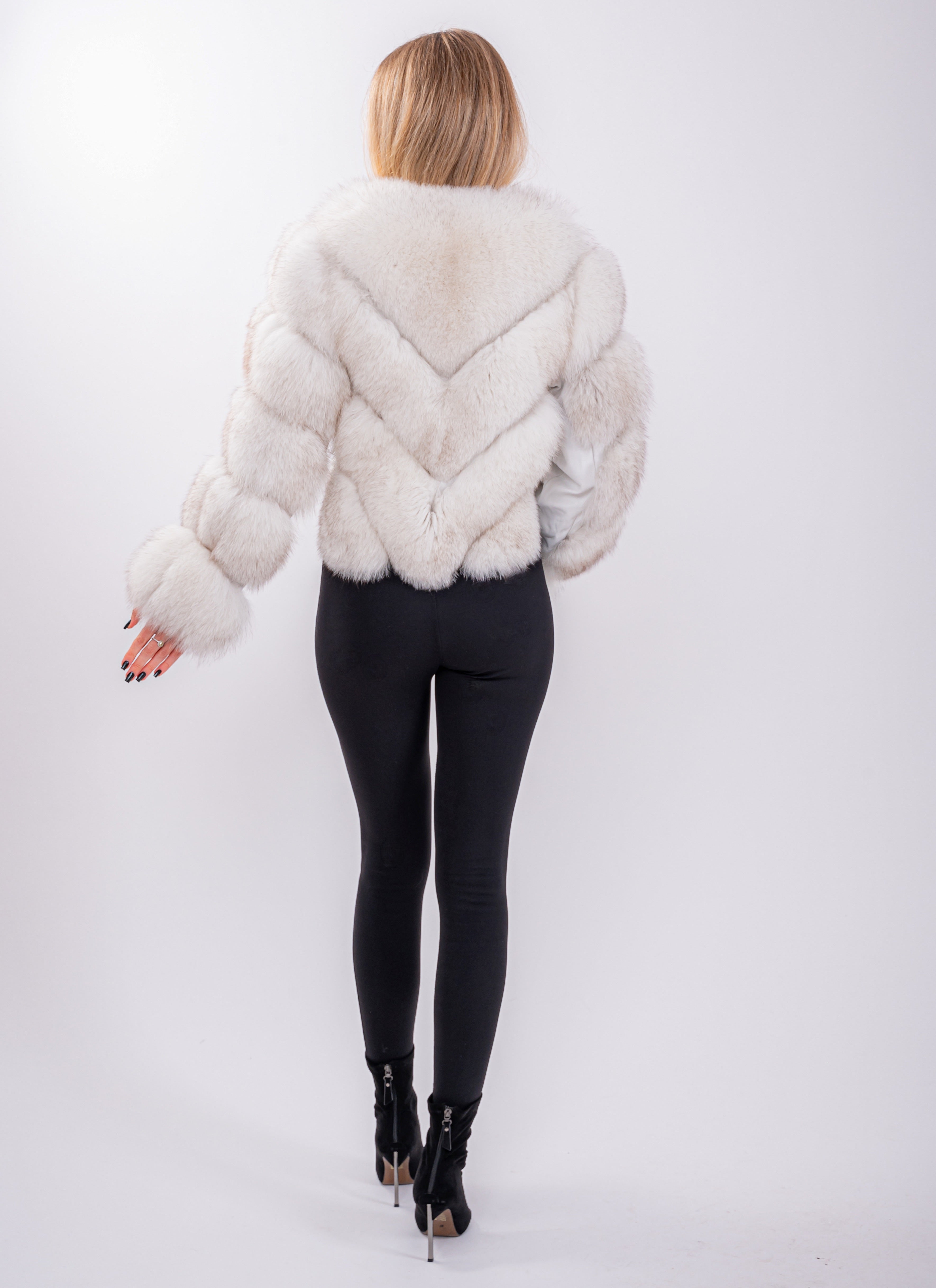 Haina Blană Naturală de Vulpe V Model Haina Blană Naturală de Vulpe V Model