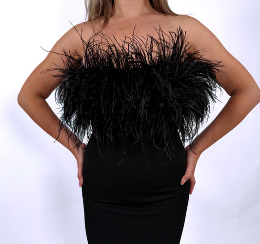 Rochie neagră elegantă midi cu pene