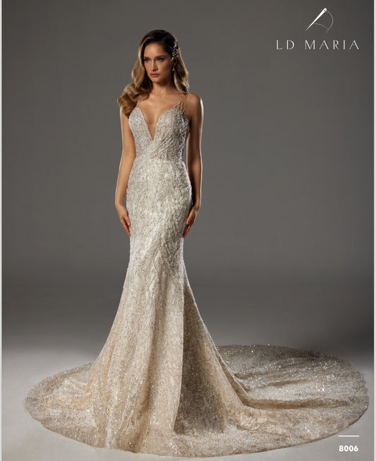 Rochie De Mireasa Cu Broderie Din Pietre Si Cristale