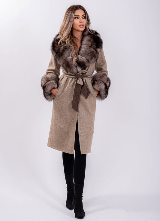 Palton alpaca cu guler de blană naturală de vulpe