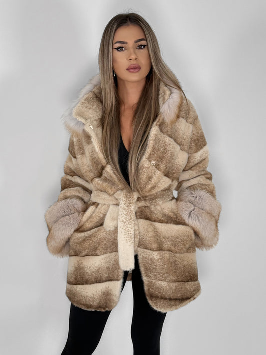 Palton din alcantara cu guler și manșete din blană naturală de vulpe