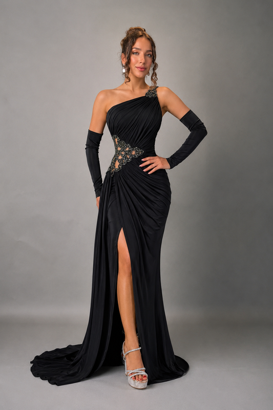 Rochie de seară neagră cu aplicații din cristale și drapaj elegant