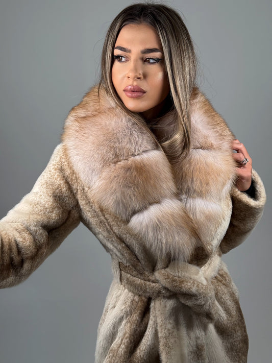 Palton din alcantara cu guler din blană naturală de vulpe polară