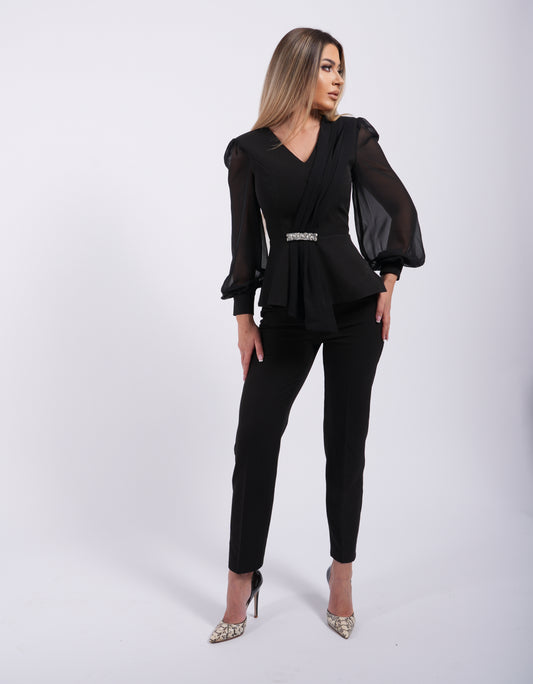 Set elegant din două piese cu detalii din voal și pietre