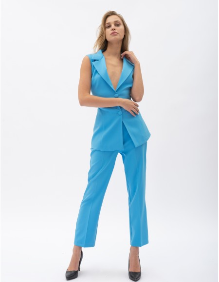 Compleu Albastru Cu Lanțuri Aurii Și Spate Decupat