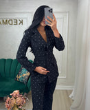Costum elegant negru cu cristale aplicate