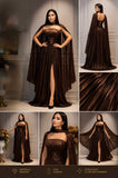 Rochie lungă bronz metalizat cu slit și pelerină fluidă