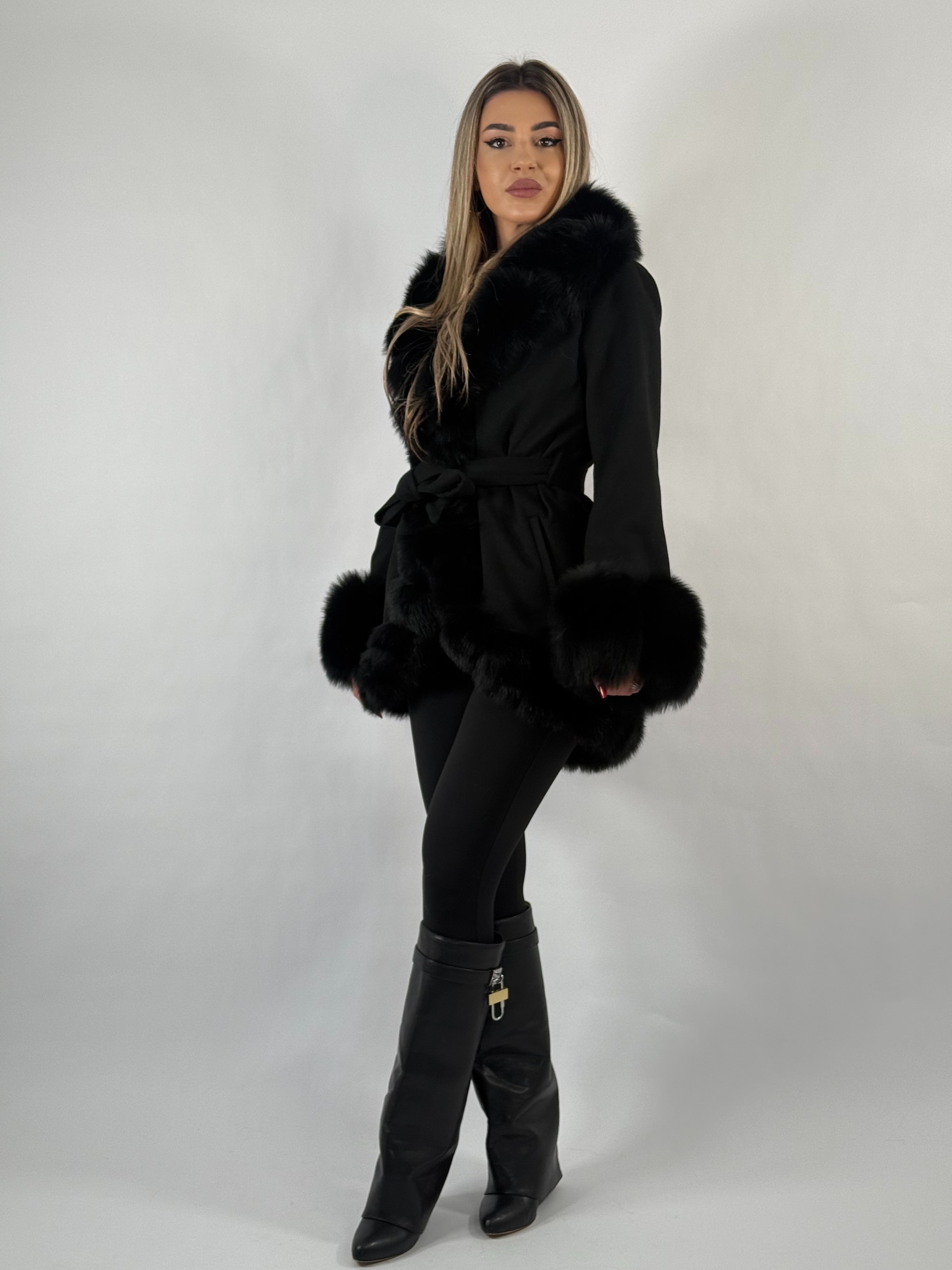 Palton din cashmere cu Blană Naturală de Vulpe