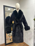 Palton lung din alcantara  cu guler și manșete din blană naturală de vulpe neagră
