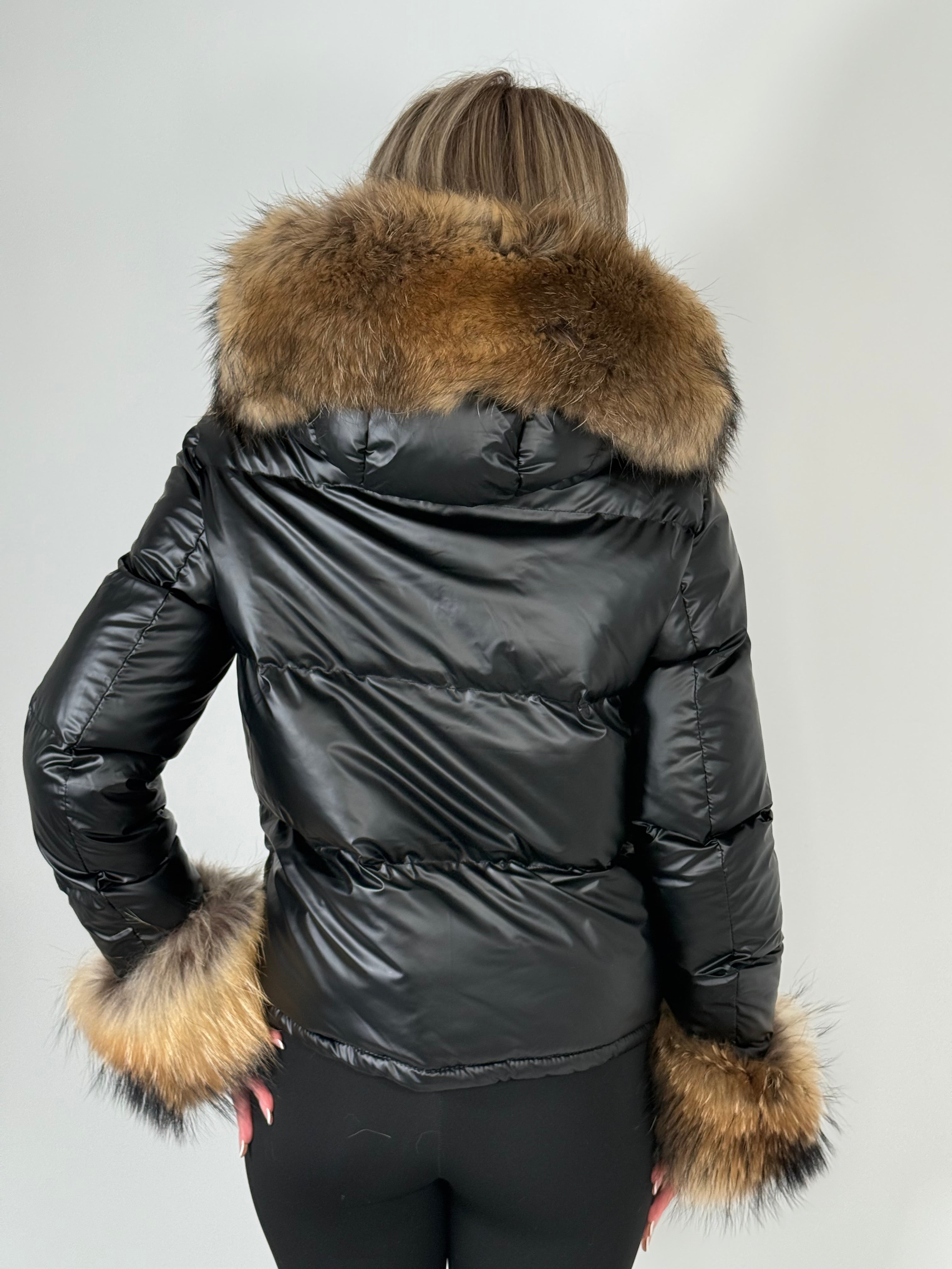 Geacă de fâș cu glugă și manșete din blană naturală de vulpe Gold