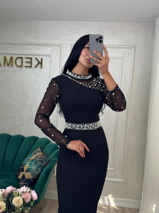 Rochie midi neagră cu perle aplicate manual