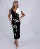 Rochie Neagră Midi cu Floare 3D Albă