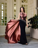 Rochie de seară couture cu detalii arhitecturale și trenă satinată