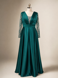 Rochie lungă verde smarald cu mâneci din dantelă brodată și paiete –