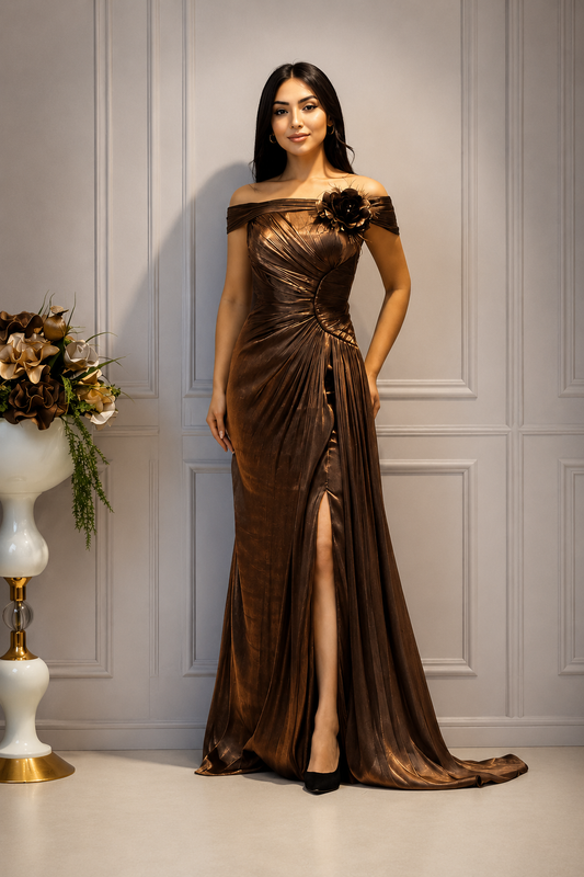Rochie lungă de seară bronze couture – eleganță sofisticată și design spectaculos