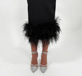 Rochie neagră elegantă midi cu pene