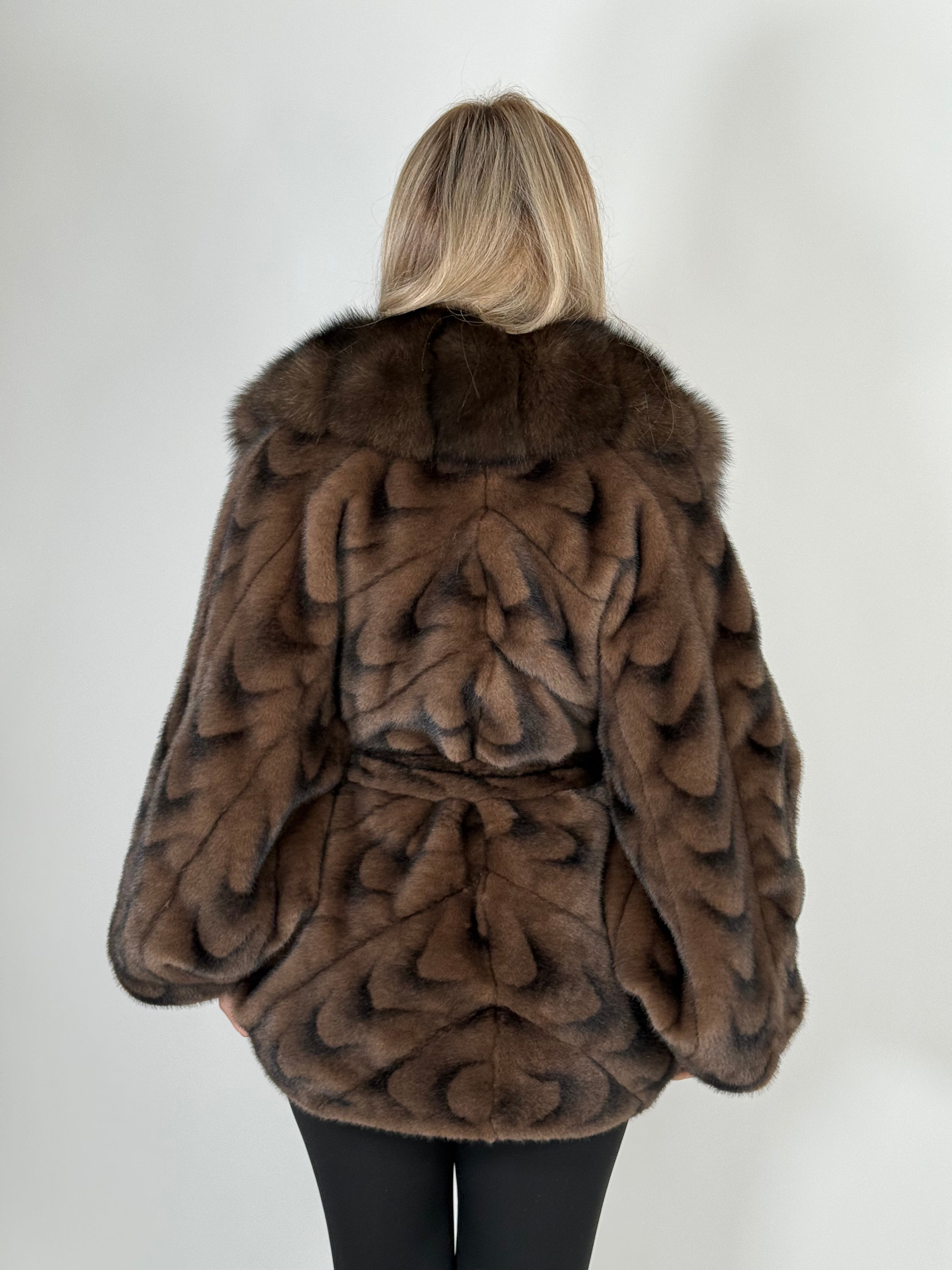 Haină Cashmere cu Blană Naturală de Vulpe – Ciocolatiu