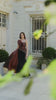 Rochie de seară couture cu detalii arhitecturale și trenă satinată